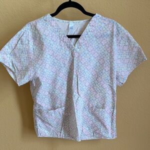 Colorful Star Pattern Scrub Top